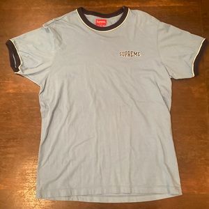 Supreme t-shirt size M